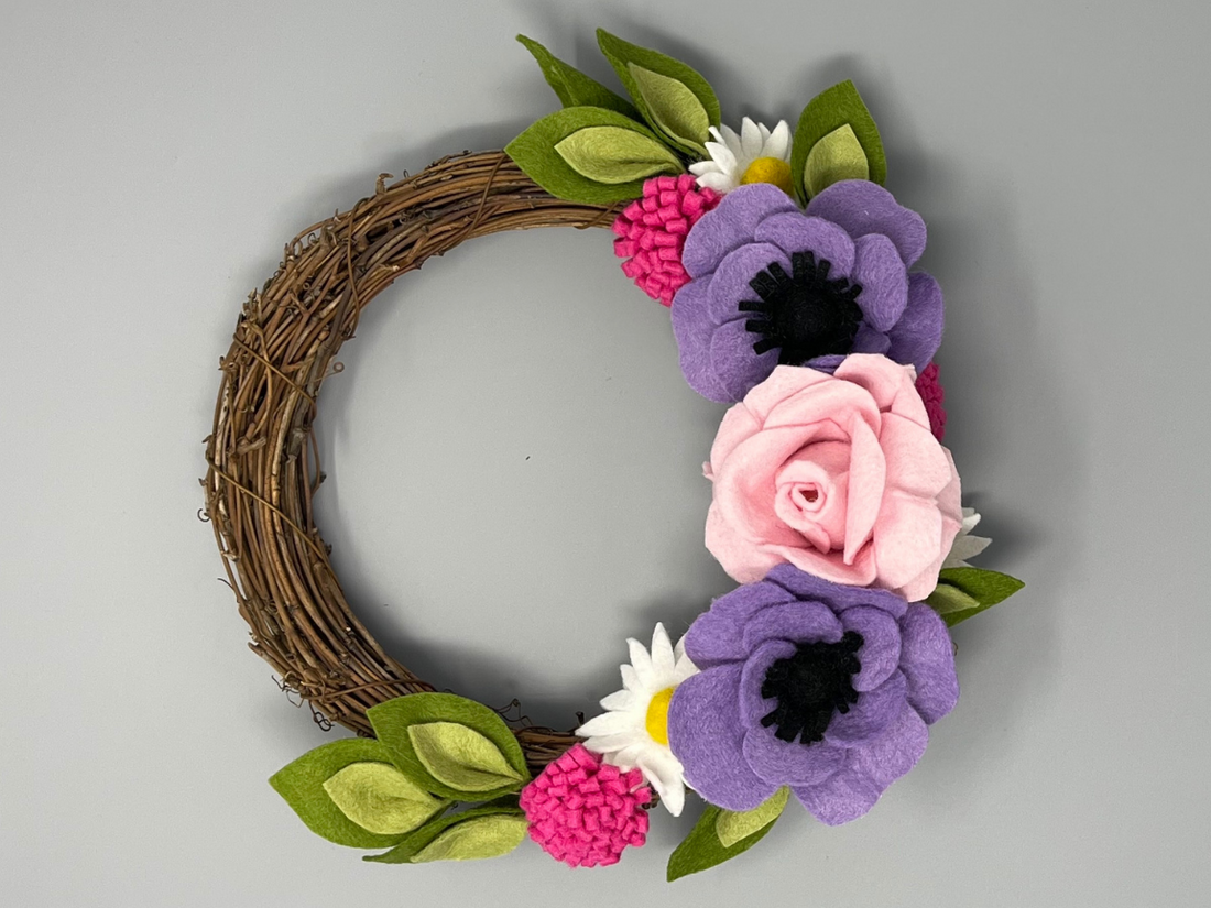 Summer Flowers Felt Craft Wreath