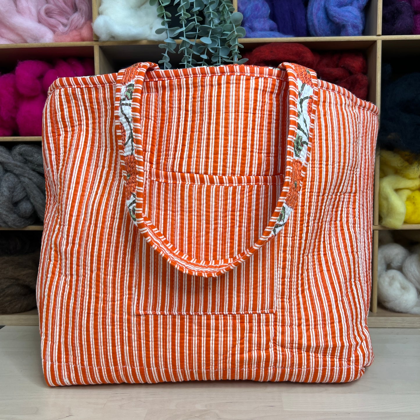 Large Reversible Quilted Tote Bag (White with Dark Orange Flowers)