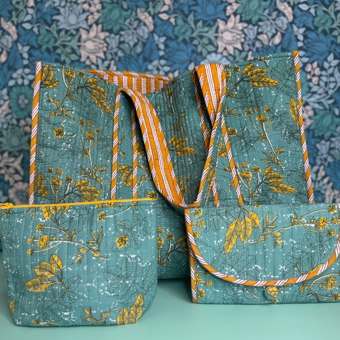 Quilted Everyday Zipped Pouch (Teal with Golden Leaves)