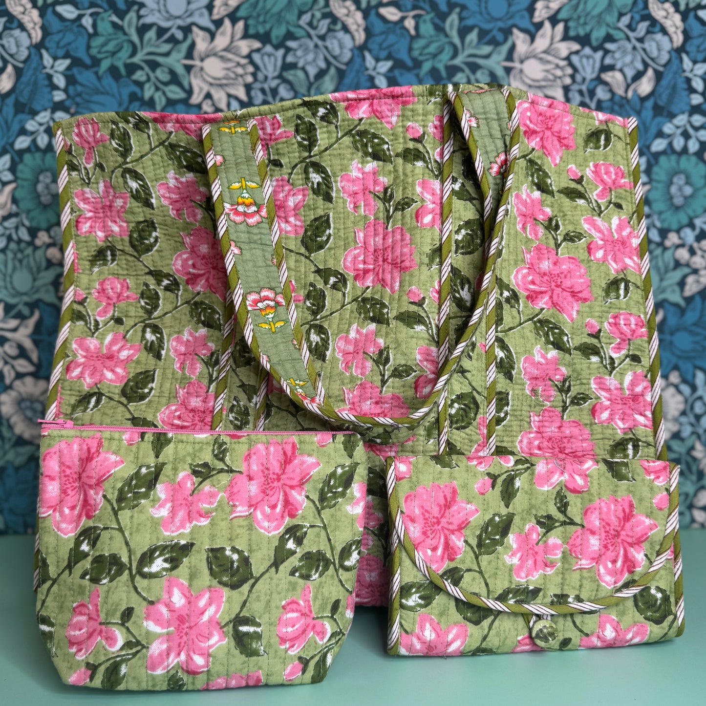 Quilted Really Useful Pouch (Light Green with Pink Flowers & Pink Floral Lining)