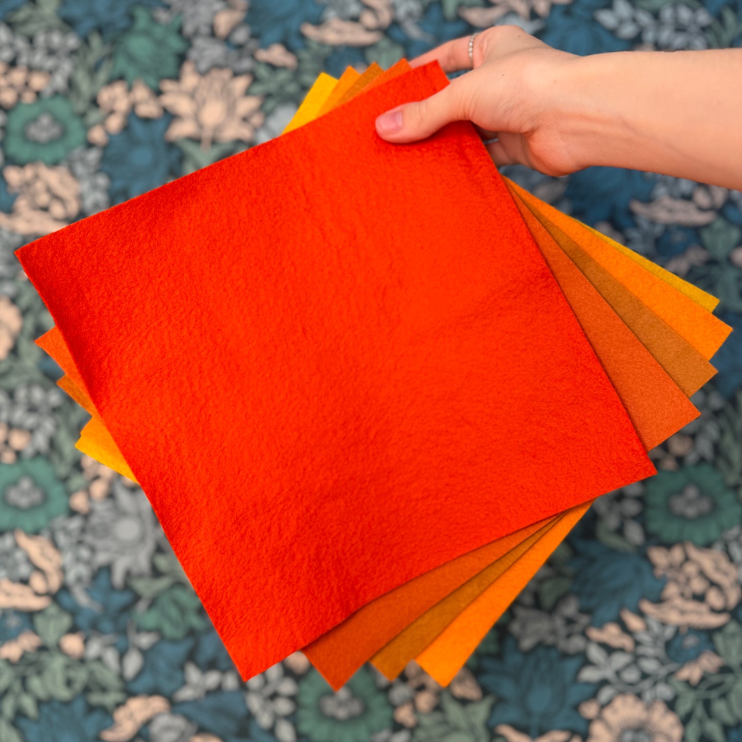 Felt Fabric Pack of five sheets - Oranges