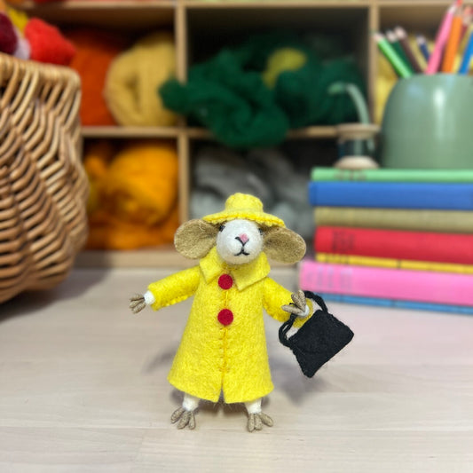 Little Mouse in a Yellow Jacket